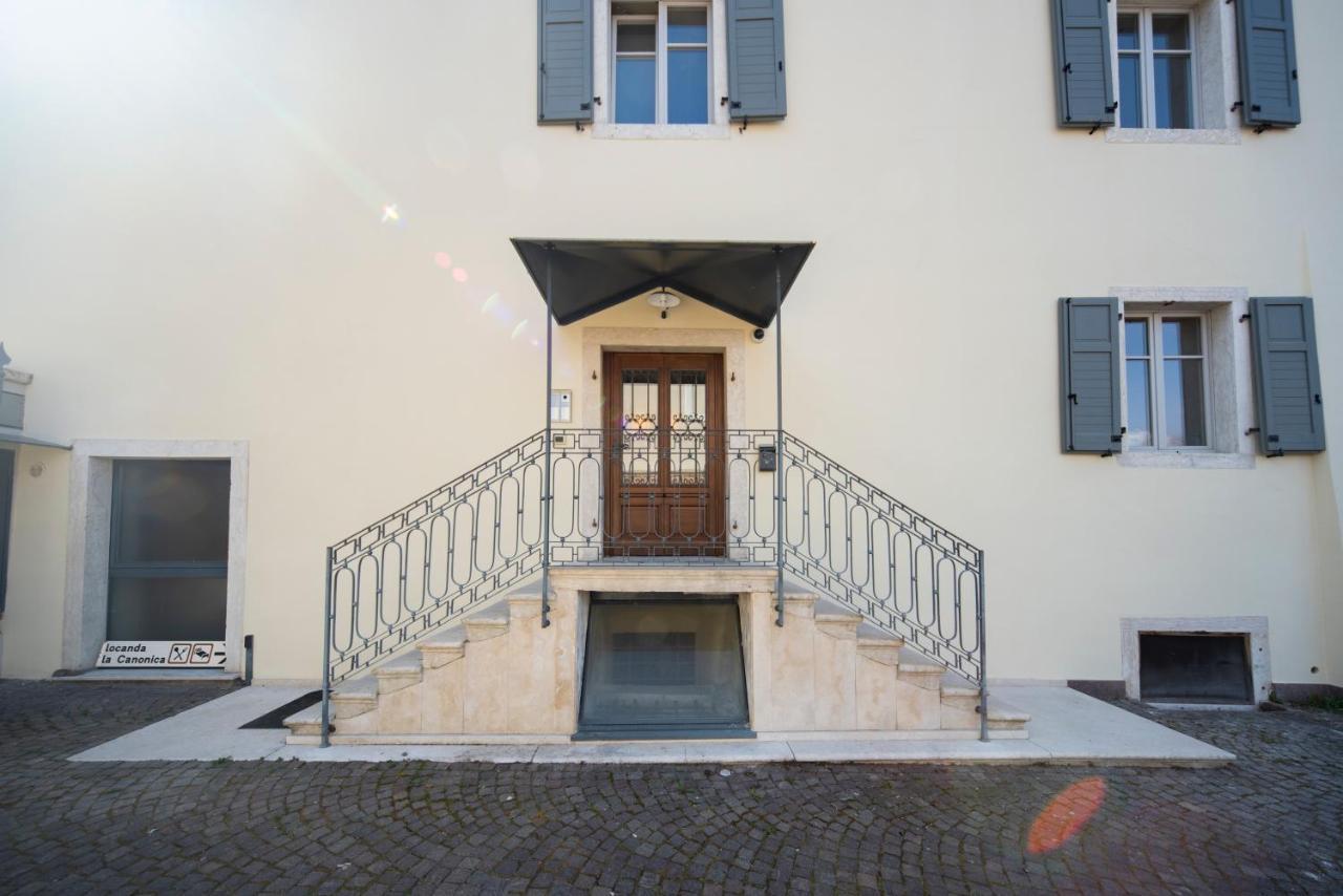 La Canonica Suite Apartments New Location Trento Bagian luar foto
