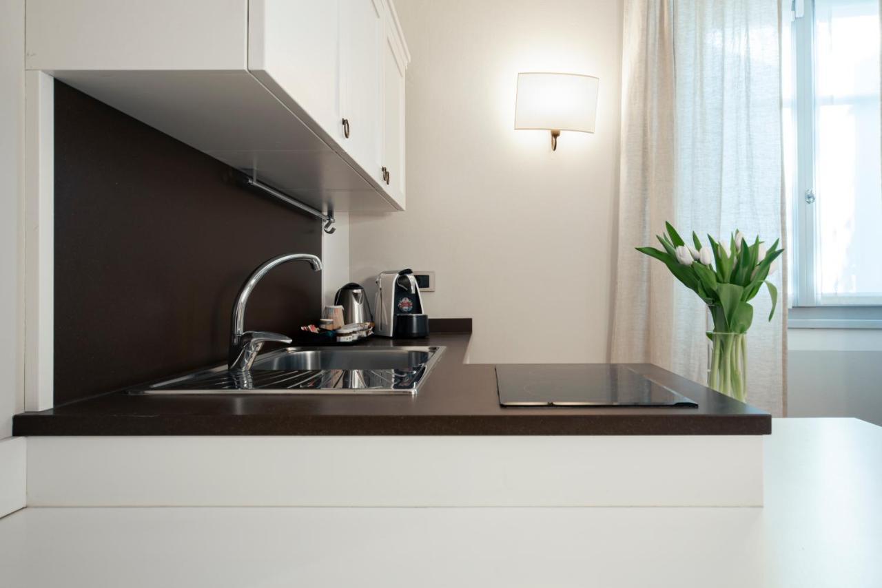 La Canonica Suite Apartments New Location Trento Bagian luar foto