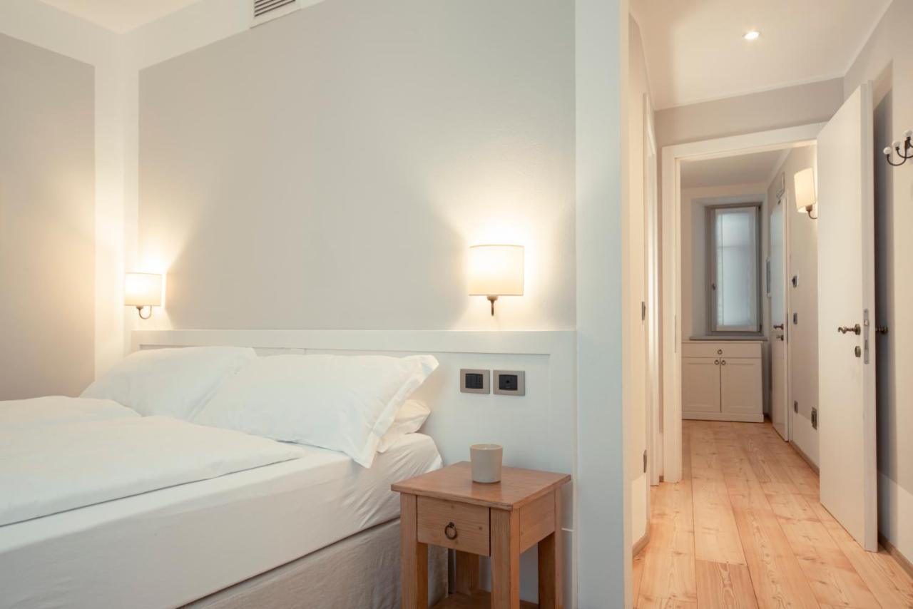 La Canonica Suite Apartments New Location Trento Bagian luar foto